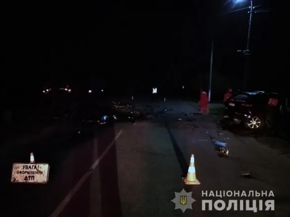 У зіткненні “КамАЗу” з іномаркою загинуло двоє людей