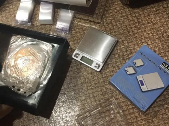 У ході спецоперації в Києві та Харкові затримали дев’ять наркоторгівців